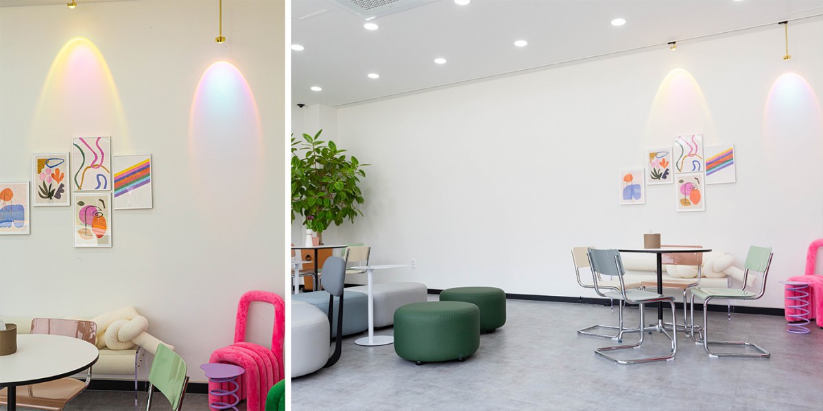 도로 주행 교육 중인 천안불당 운전면허학원 차량