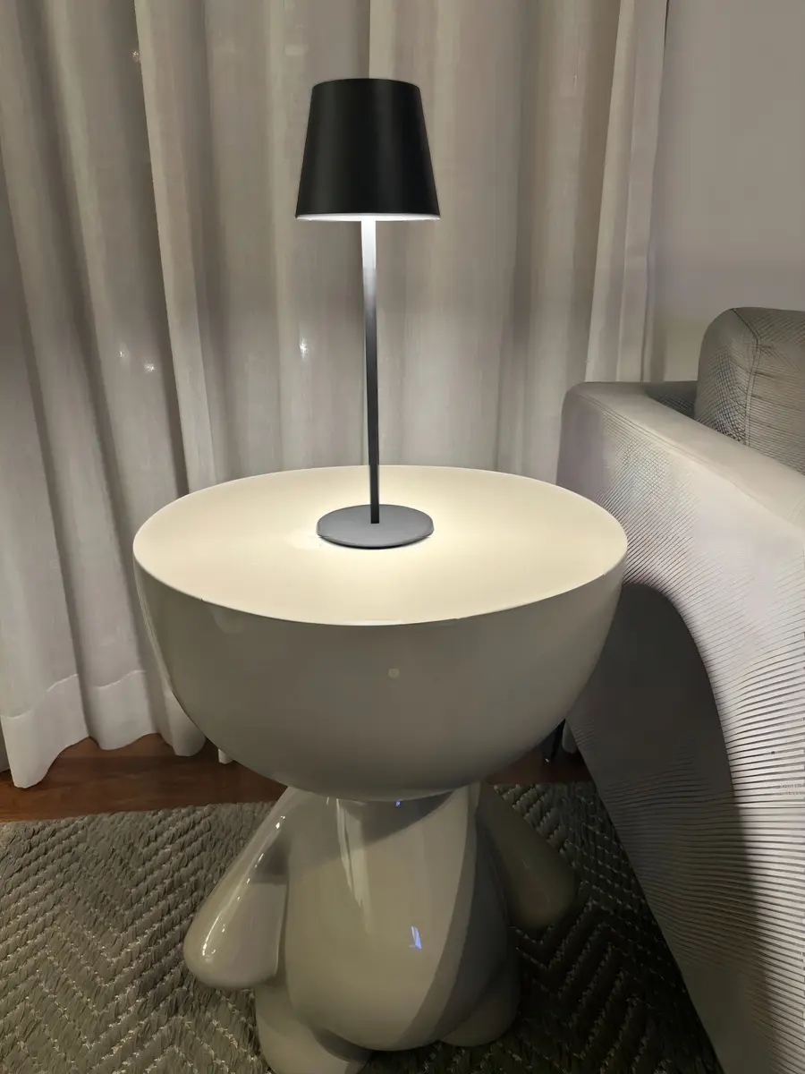 Luminária Abajur Mesa Led Dimerizável Sem Fio Recarregável Cor Da Estrutura Preto 127/220v 4