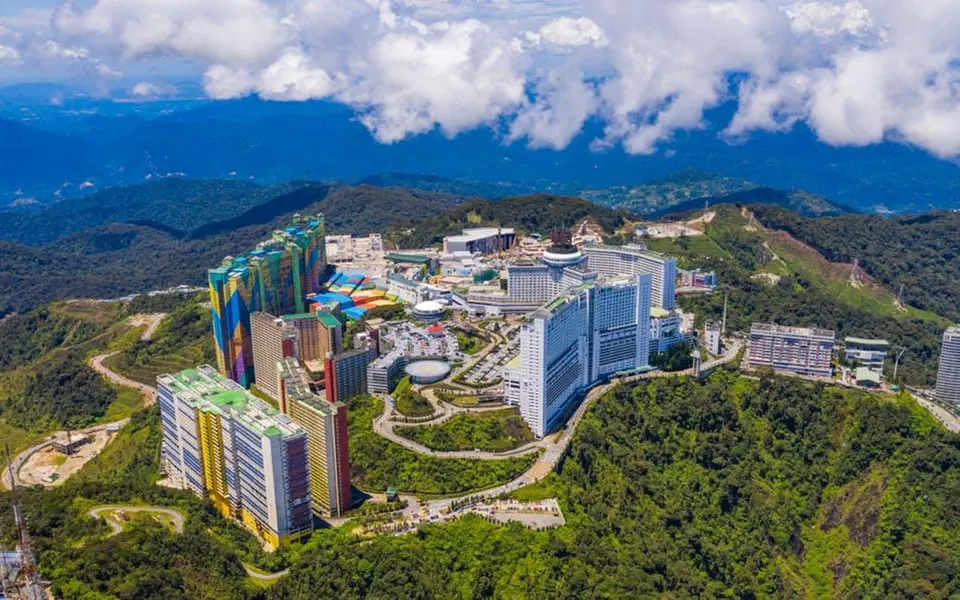 Full Day trip to Genting Highland with Two Way Cable Car enroute Batu Caves - 30 Mins