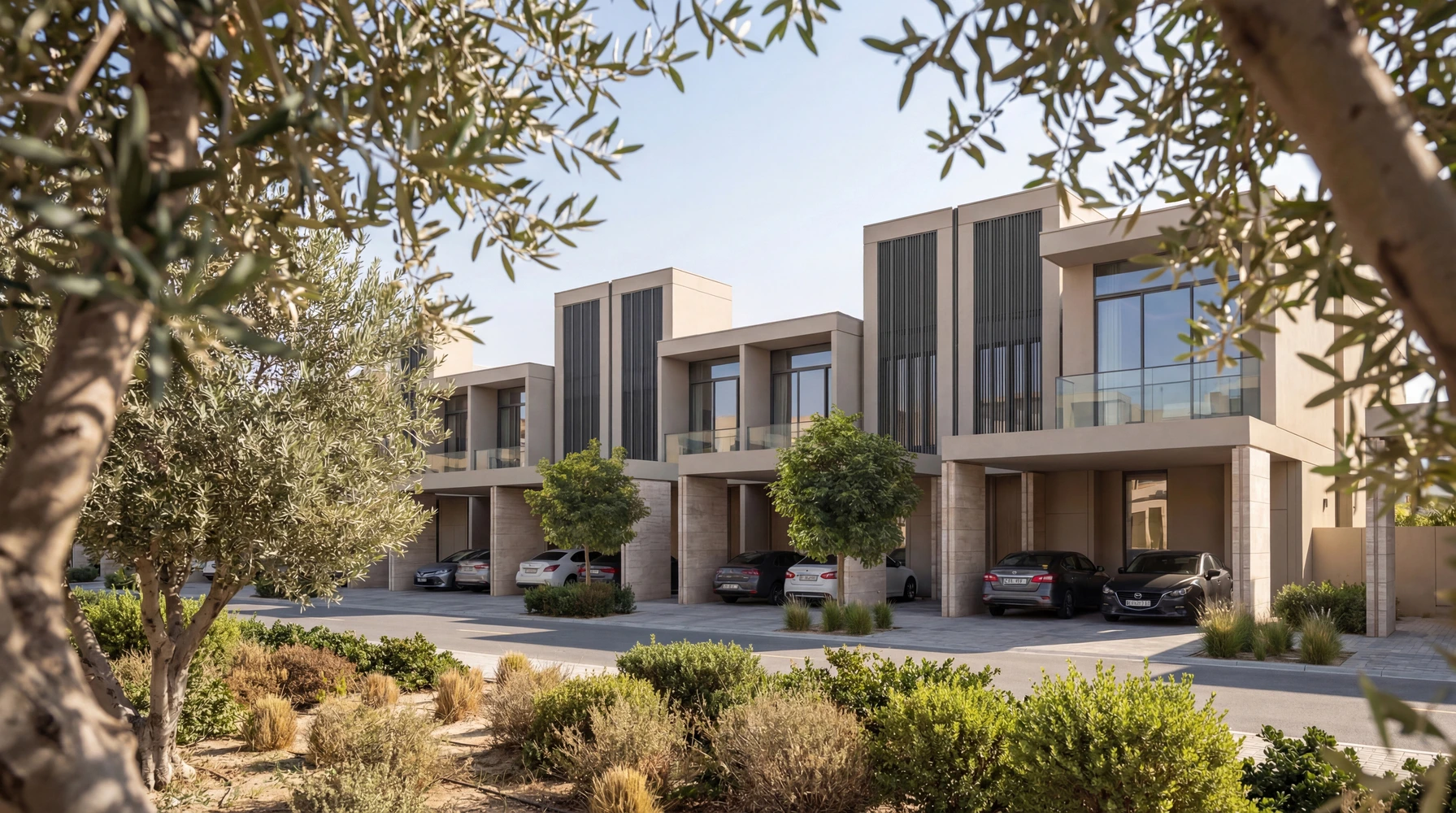 4 BR Townhouse  image 2