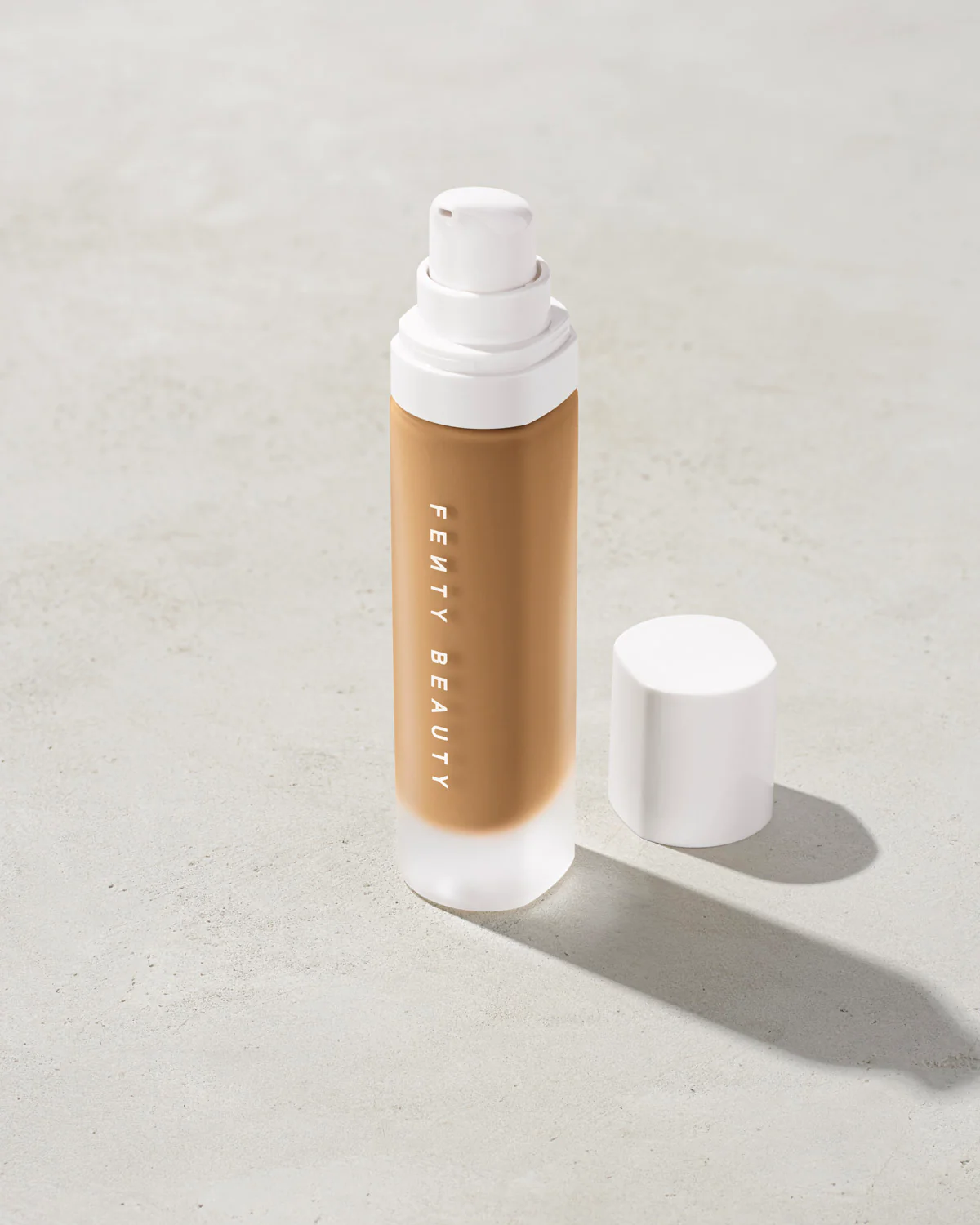 Fenty Beauty PRO FILT'R SOFT MATTE LONGWEAR FOUNDATION