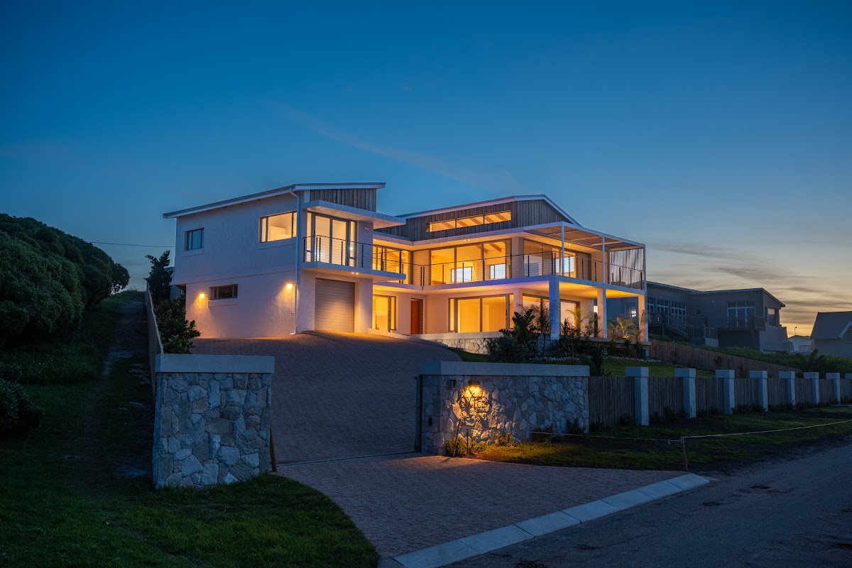 Show House Photography: How to Shoot a Show Unit So It Sells the Rest of the Development
