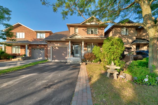 1) Exterior Front (3)