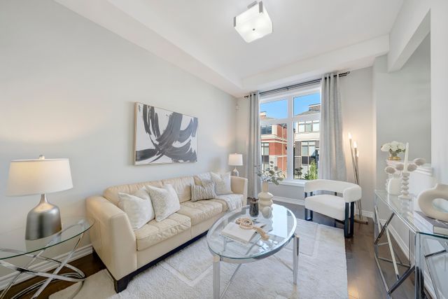 3) Living Room (2)