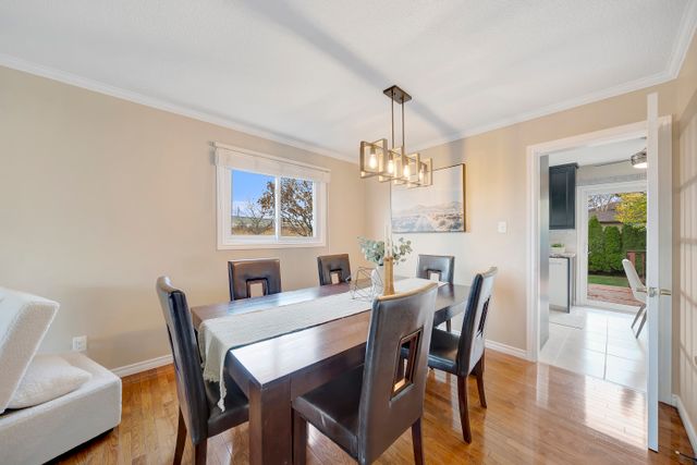 4) Dining Area (2)