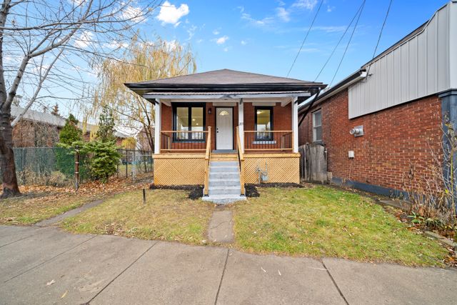 1) Exterior Front (1)