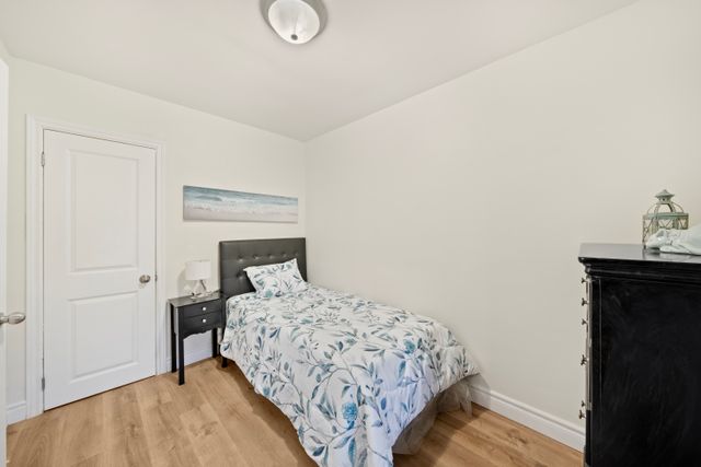 3) Bedroom (1)
