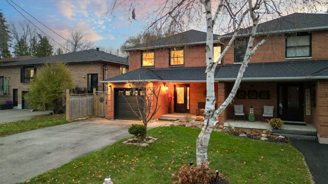 0) Exterior Front (5)