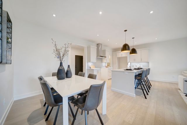 4) Dining Area (3)