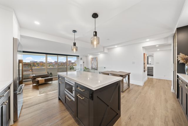 4) Kitchen (3)