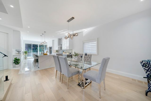 4) Dining Area (2)
