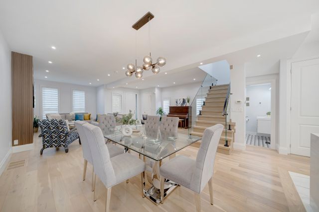 4) Dining Area (3)