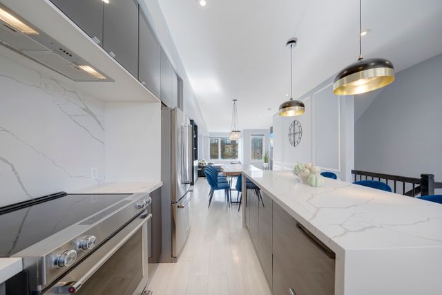5) Kitchen (3)