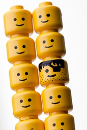 IRO/LEGO