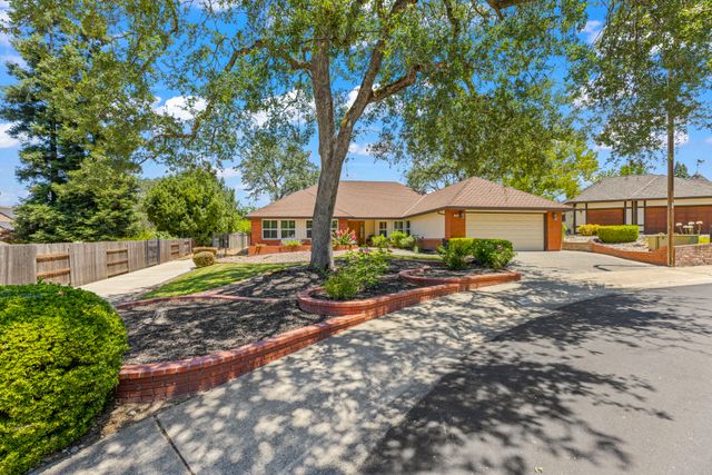 1603 Valley View Ct, Roseville, CA 95661-001