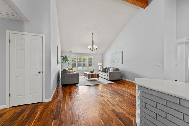 1603 Valley View Ct, Roseville, CA 95661-006