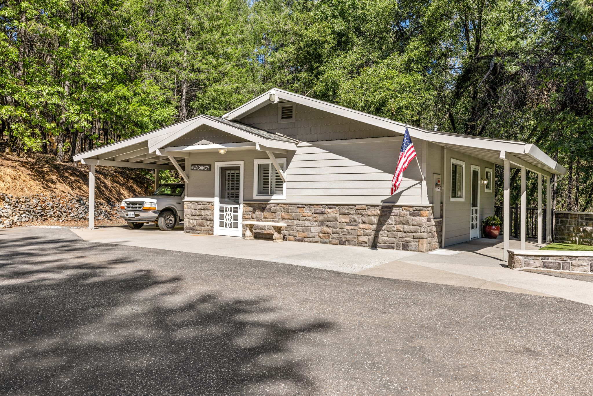 280 Sierra View, Colfax, CA 95713, USA (3)