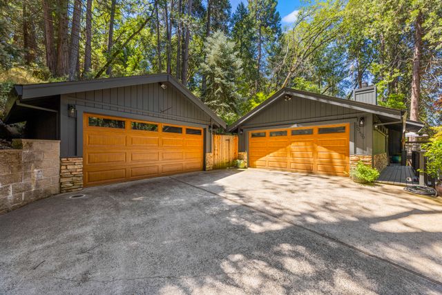 20400 Bellwood Ct, Foresthill, CA 95631-004