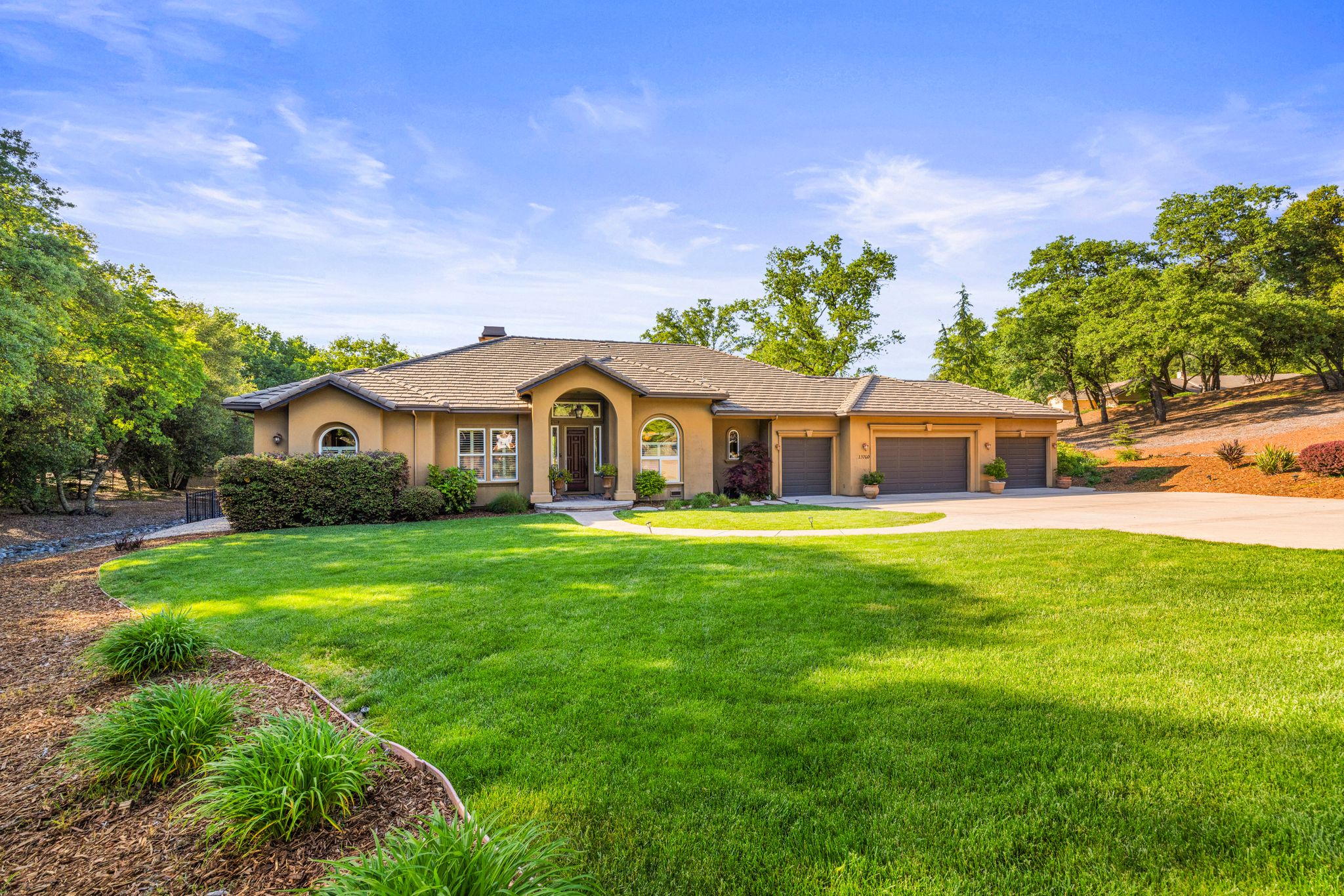 13760 Blackwood Way, Auburn, CA 95602-003