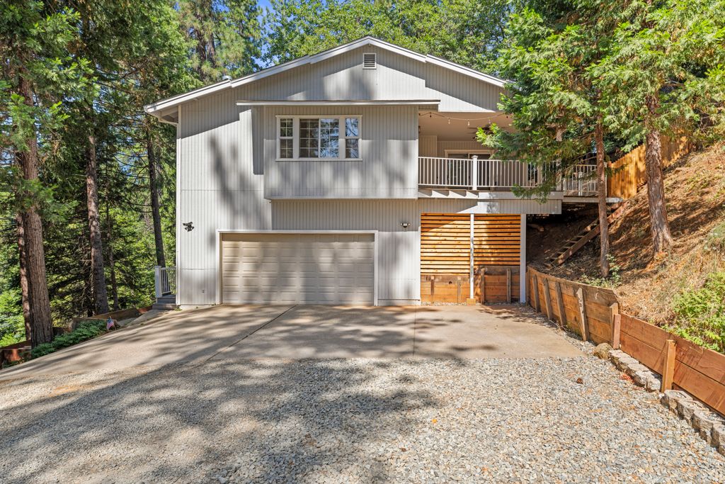 12673 Francis Dr, Grass Valley, CA 95949, USA-003
