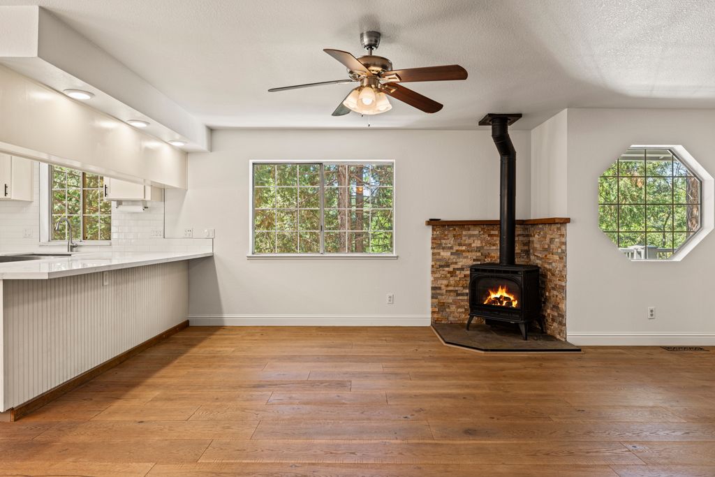 12673 Francis Dr, Grass Valley, CA 95949, USA-010