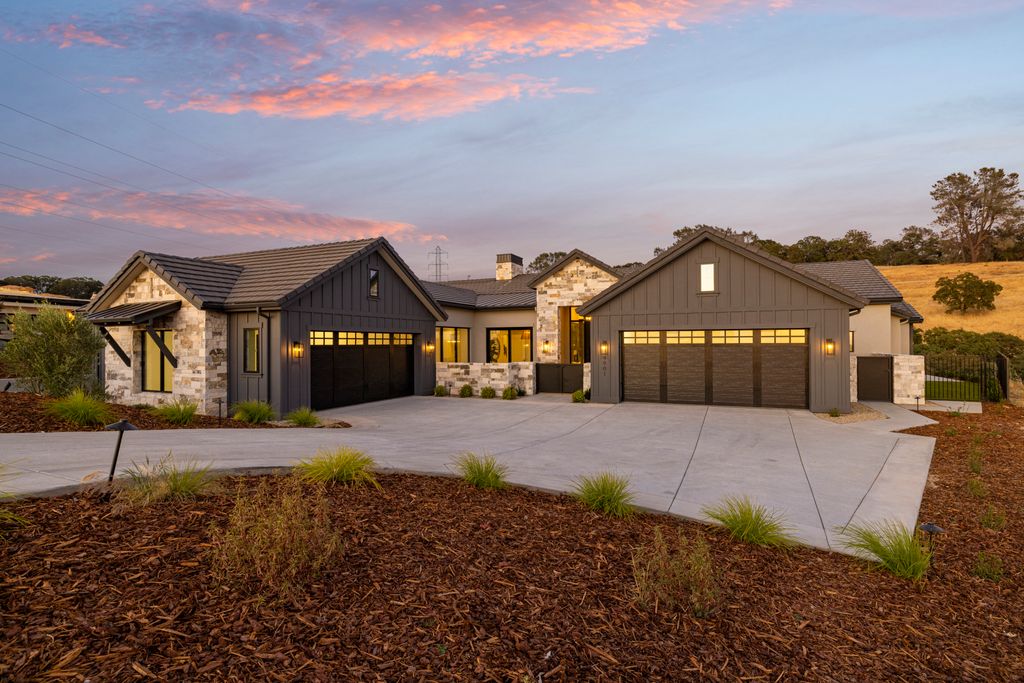 4901 Greyson Creek Dr, El Dorado Hills, CA 95762, USA-150