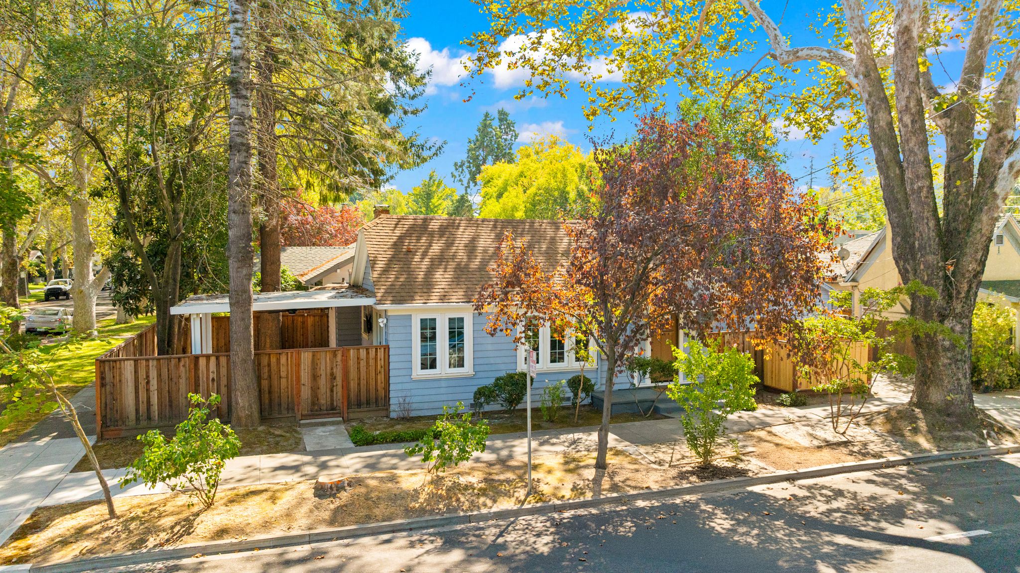 401 Alhambra Blvd, Sacramento, CA 95816-002