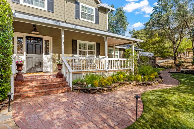 4627 Country View Ct, Cool, CA 95614-001