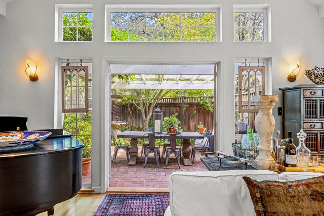 4627 Country View Ct, Cool, CA 95614-009