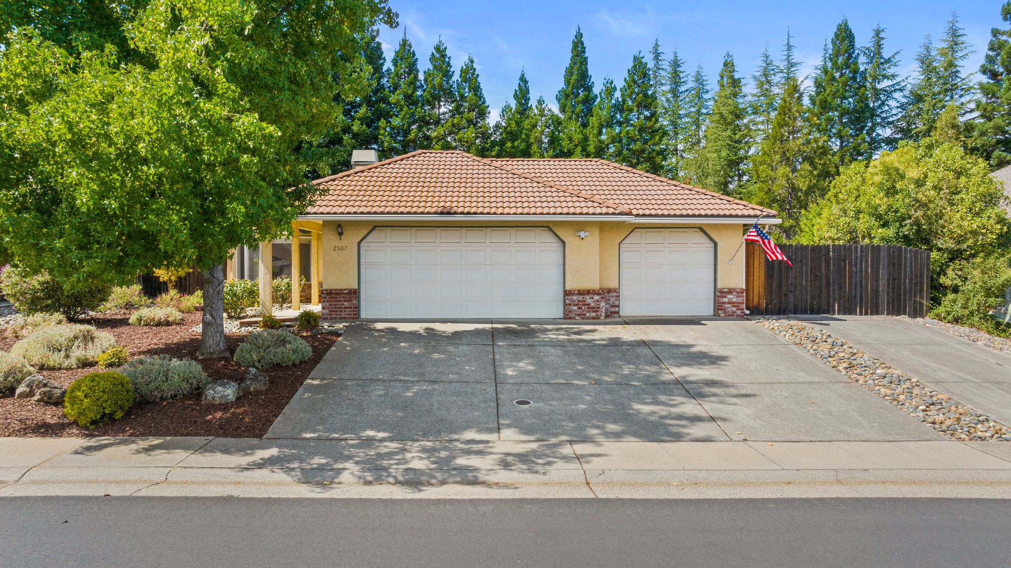 2507 Sullivan Dr, Auburn, CA 95603, USA-001