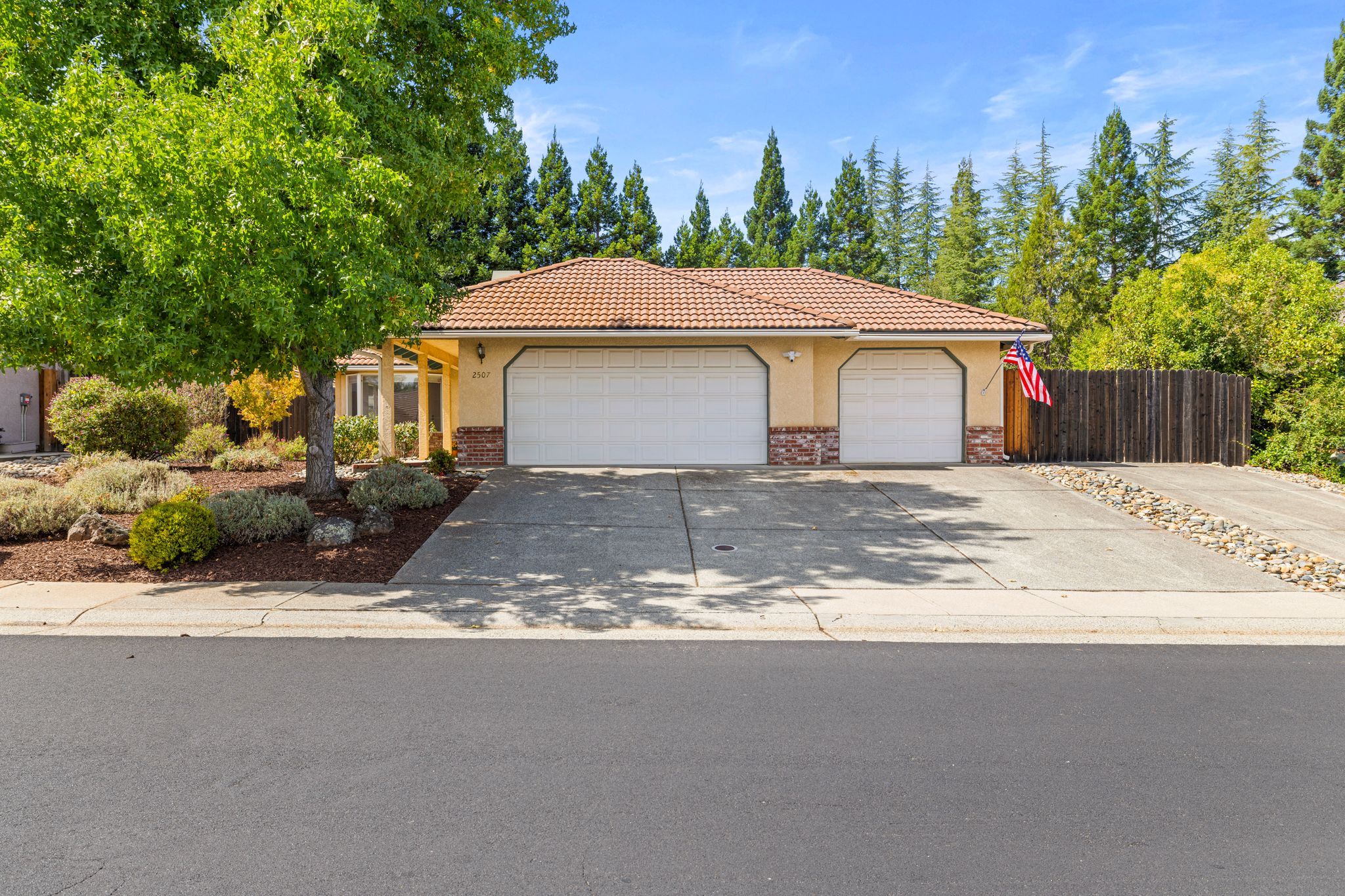 2507 Sullivan Dr, Auburn, CA 95603, USA-006
