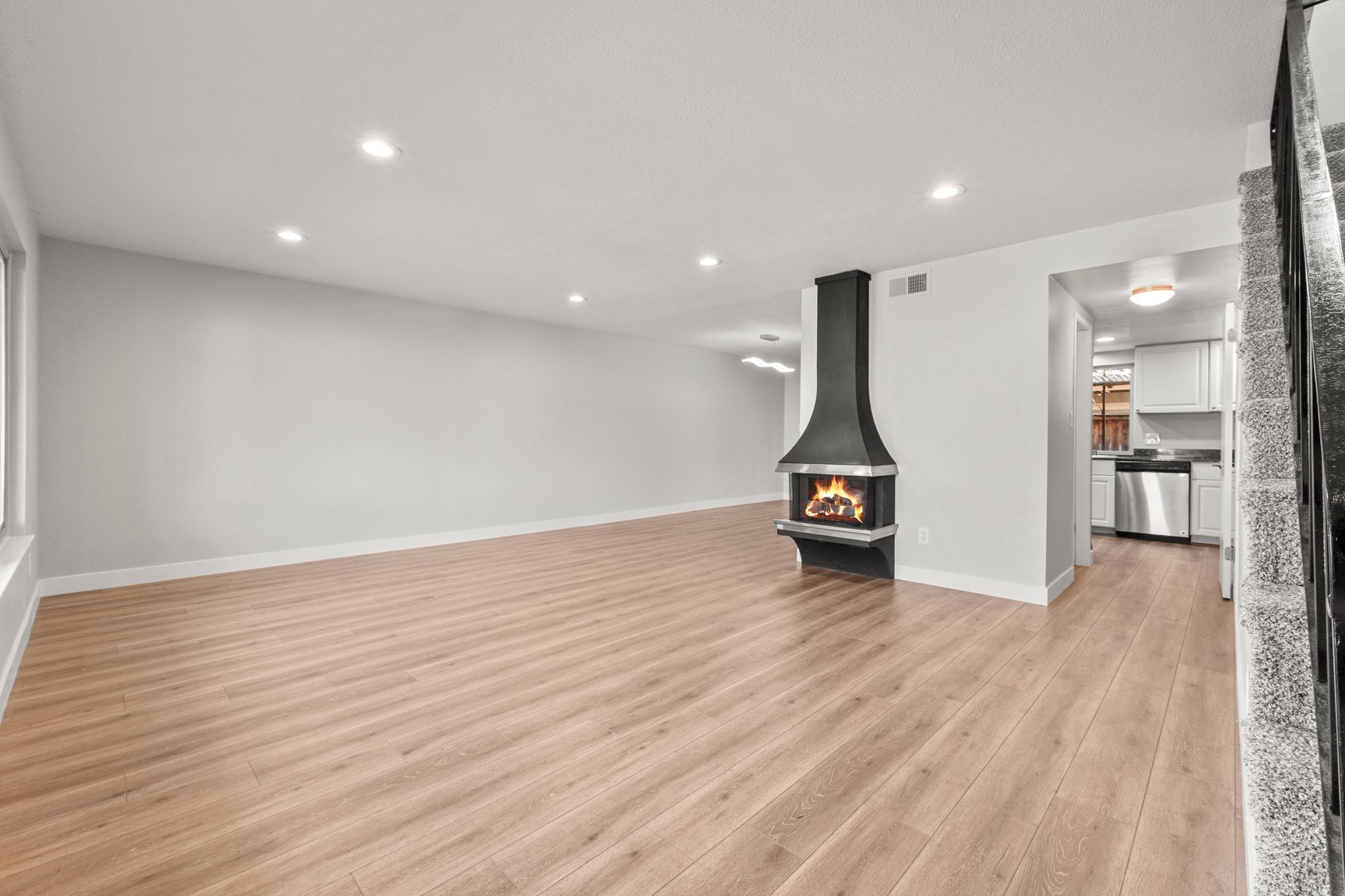 5971 Vía Casitas, Carmichael, CA 95608-004