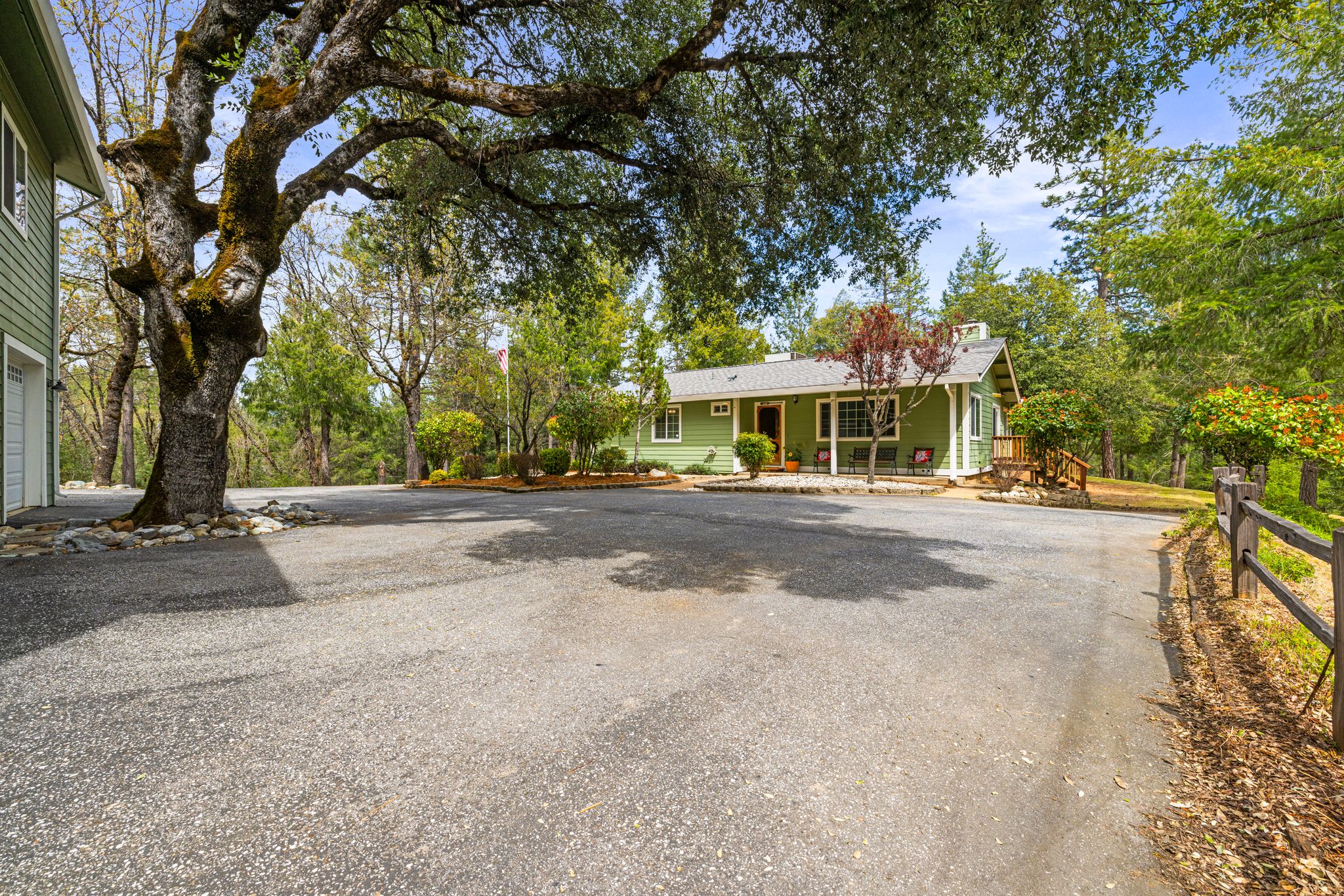 26485 Rollins Lake Rd, Colfax, CA 95713-001