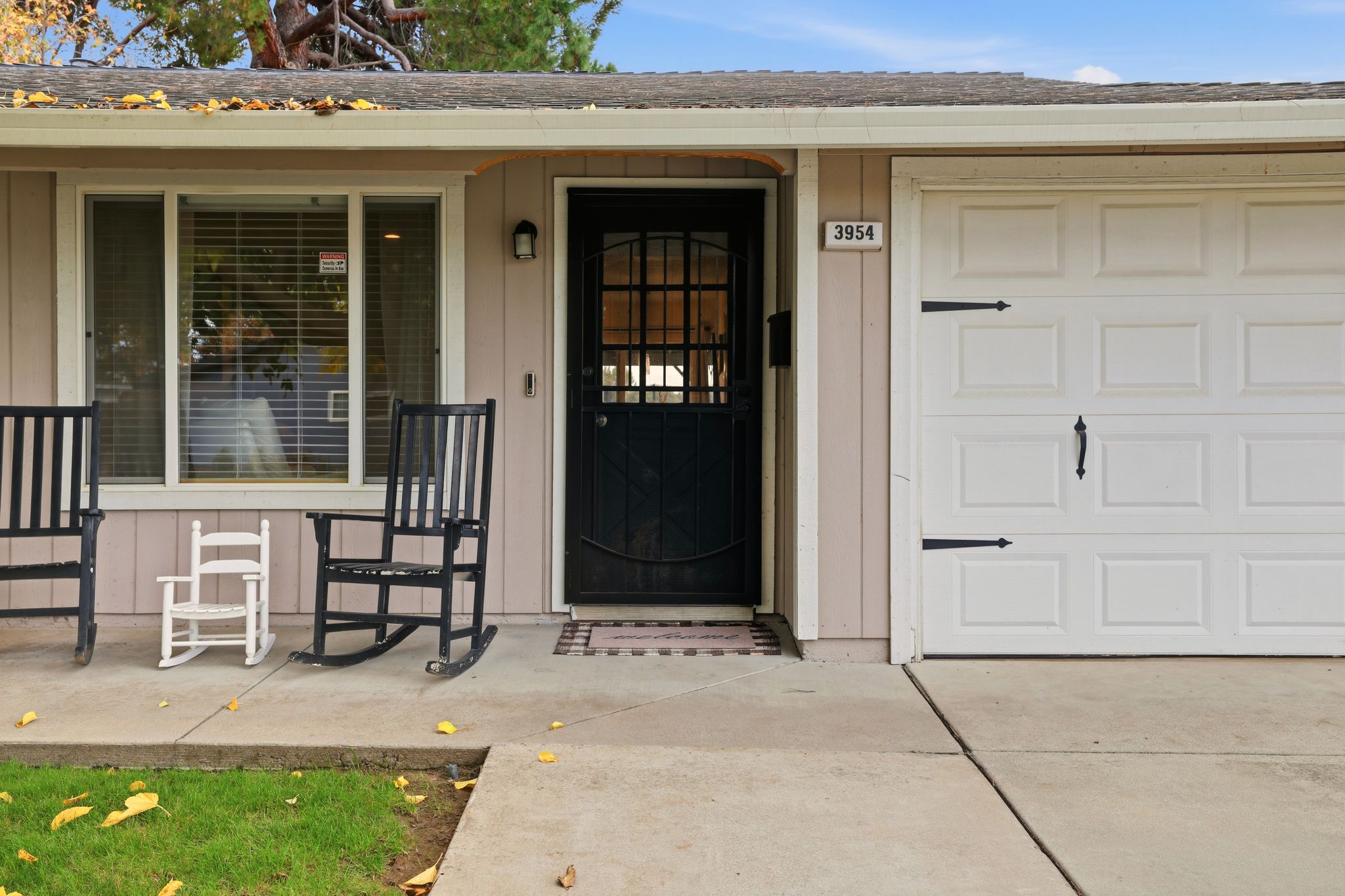 3954_Bainbridge_Dr_North_Highlands_CA_016