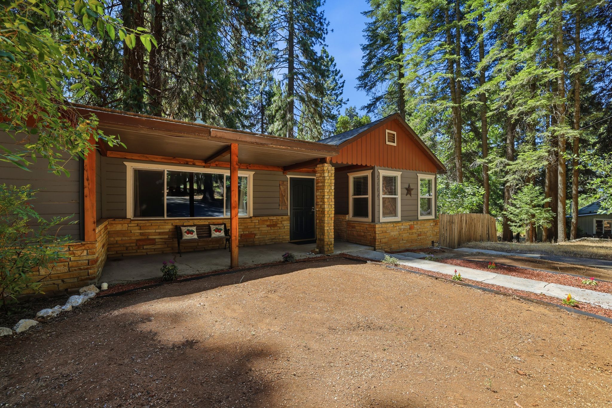 5684_Pony_Express_Trail_Pollock_Pines_CA_004