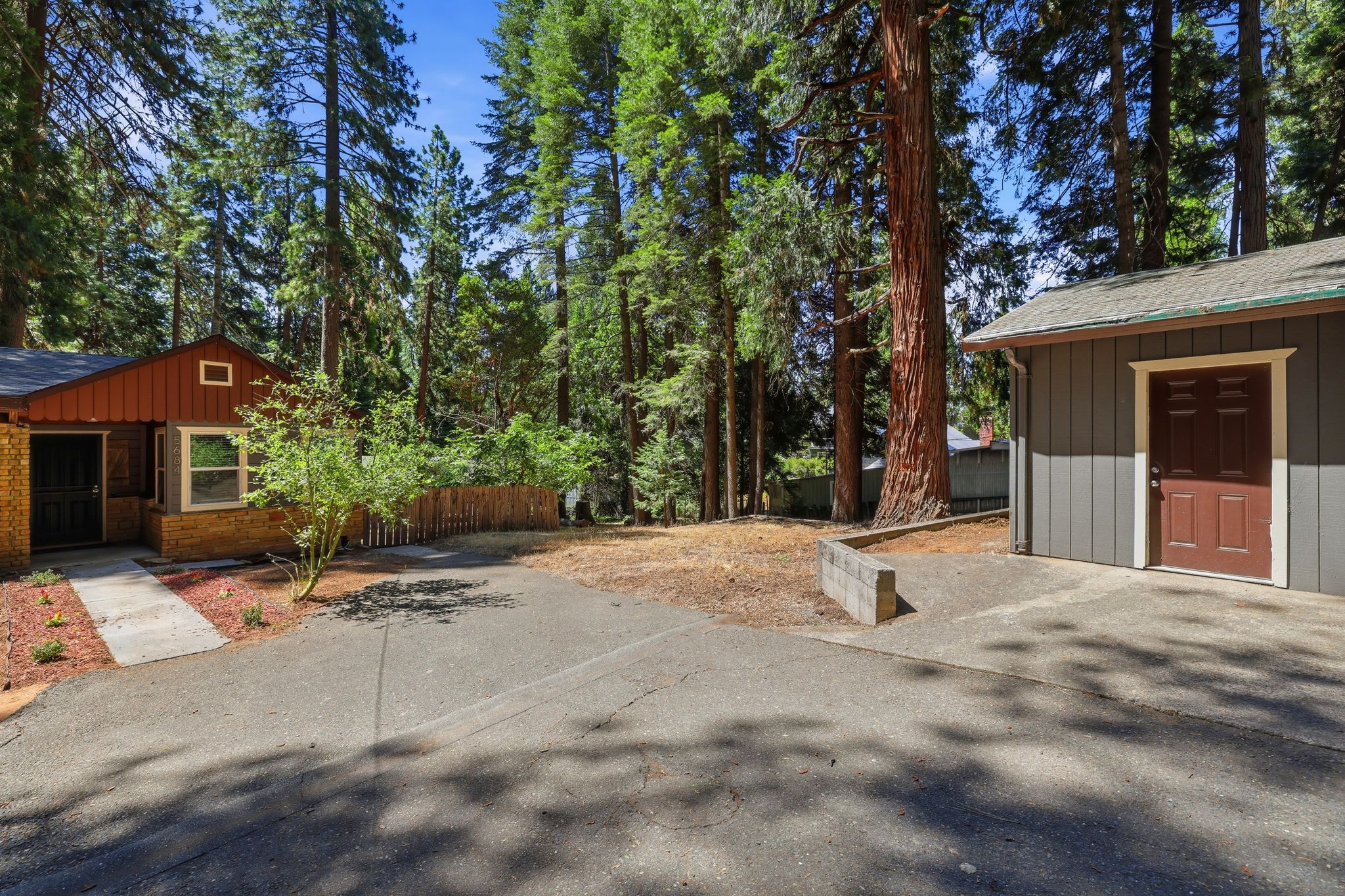 5684_Pony_Express_Trail_Pollock_Pines_CA_006