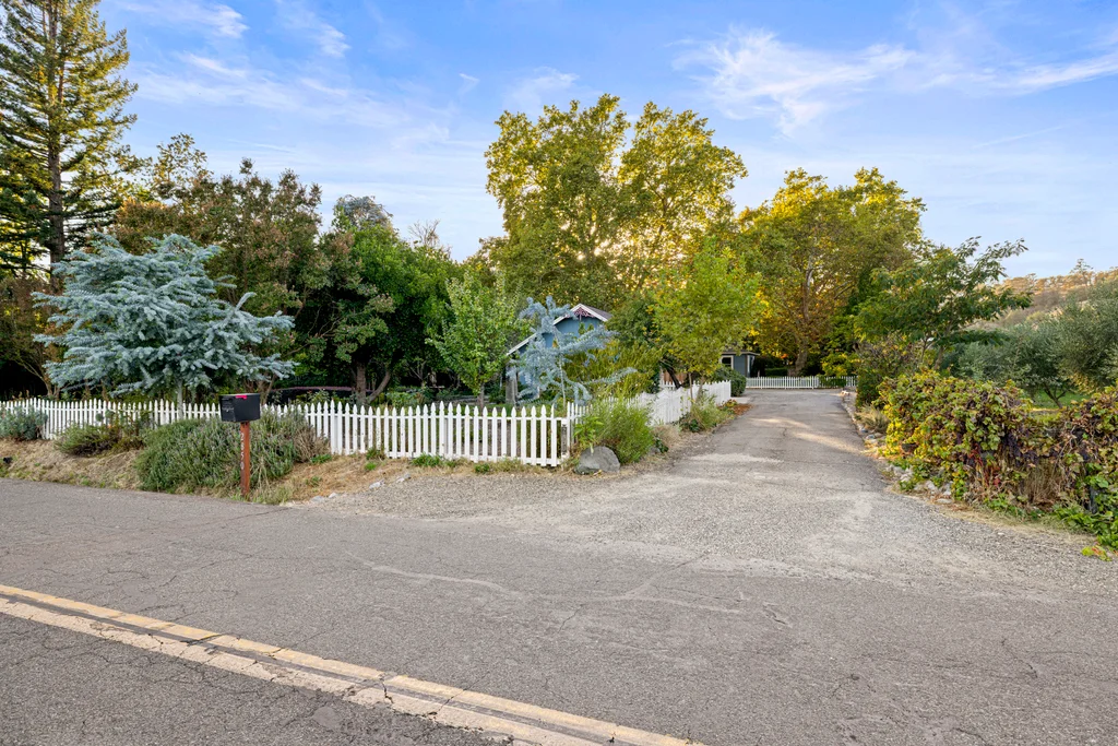 2850 Delmar Ave, Penryn, CA-001