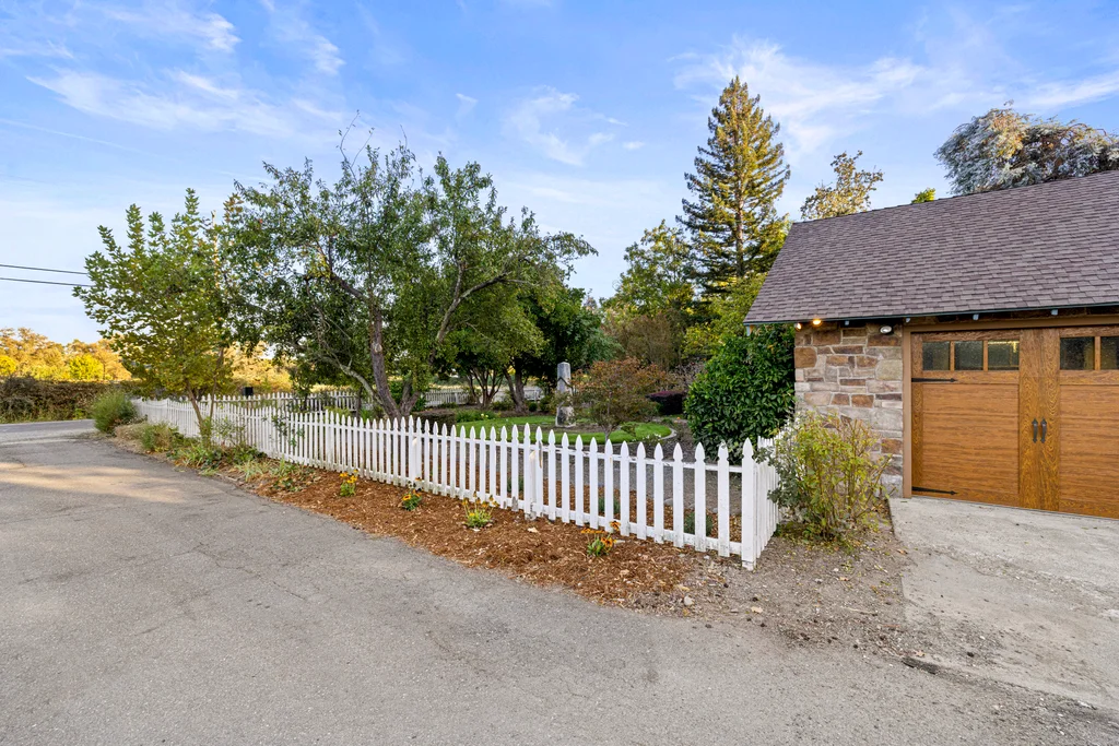 2850 Delmar Ave, Penryn, CA-004