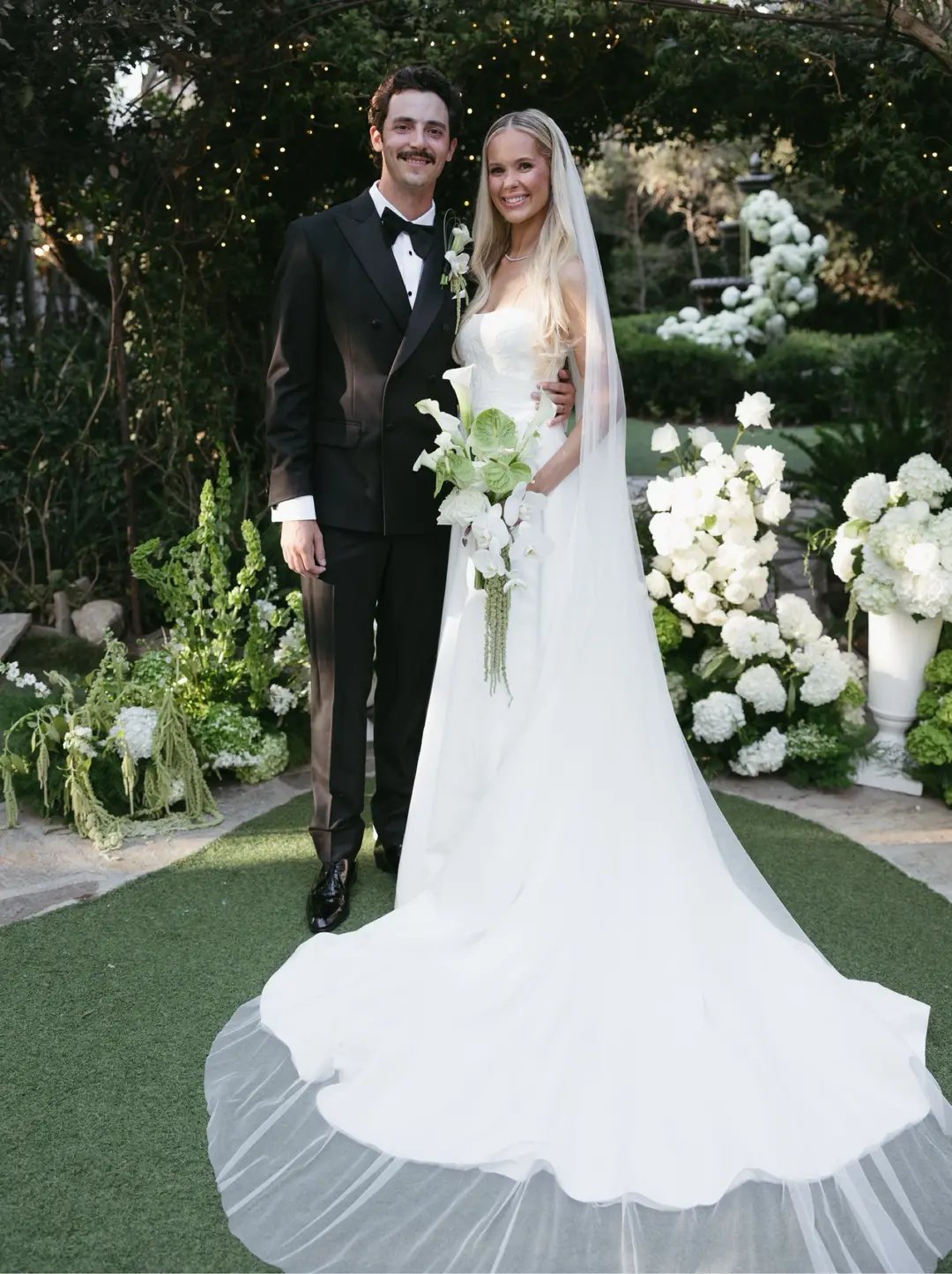 Unbranded Long White Silk Veil