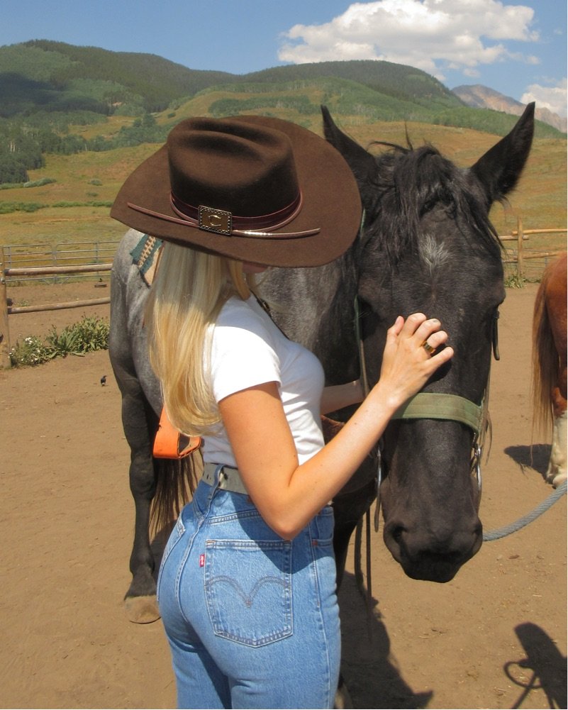 Lainey Wilson Cowgirl Hat