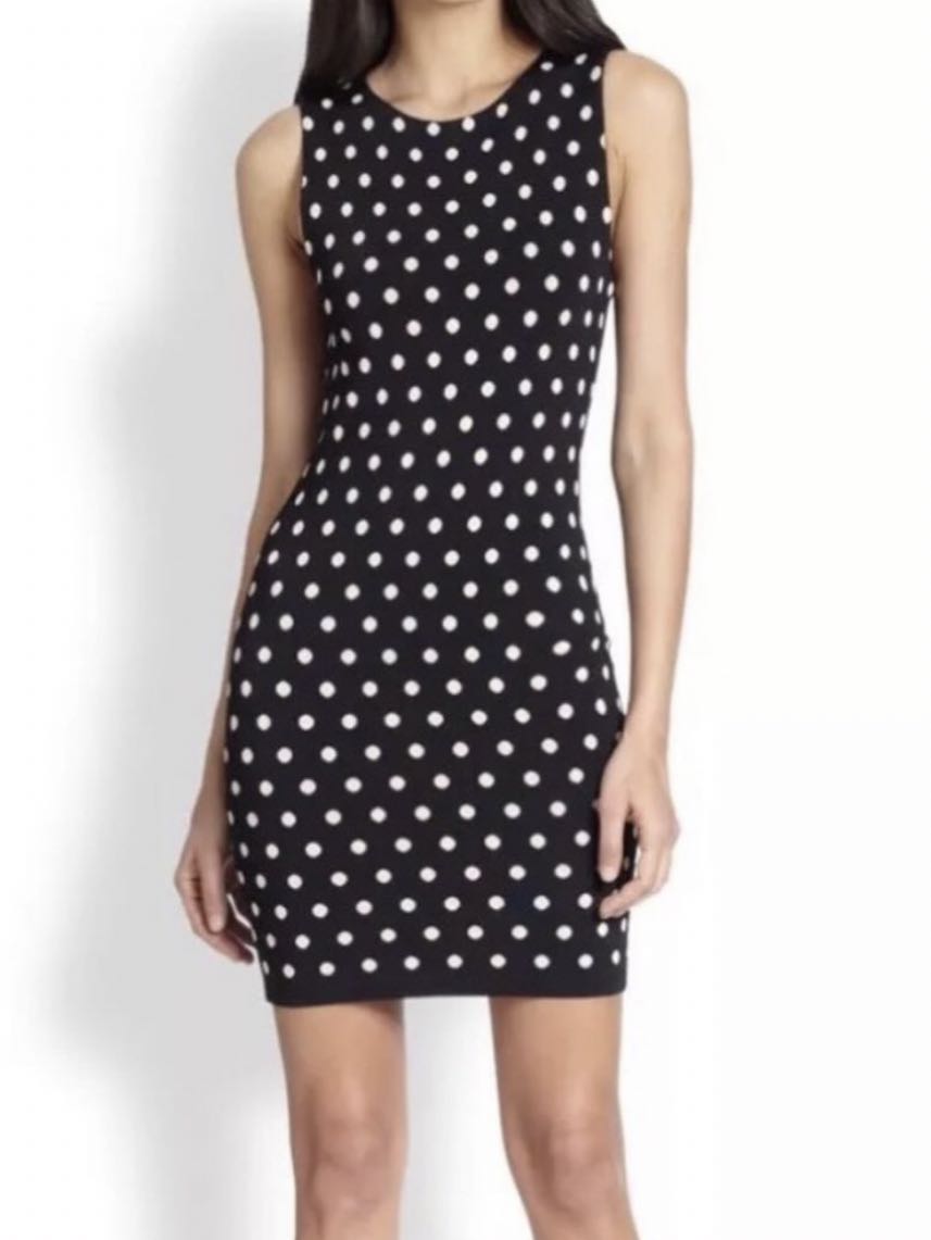 Short knit dress