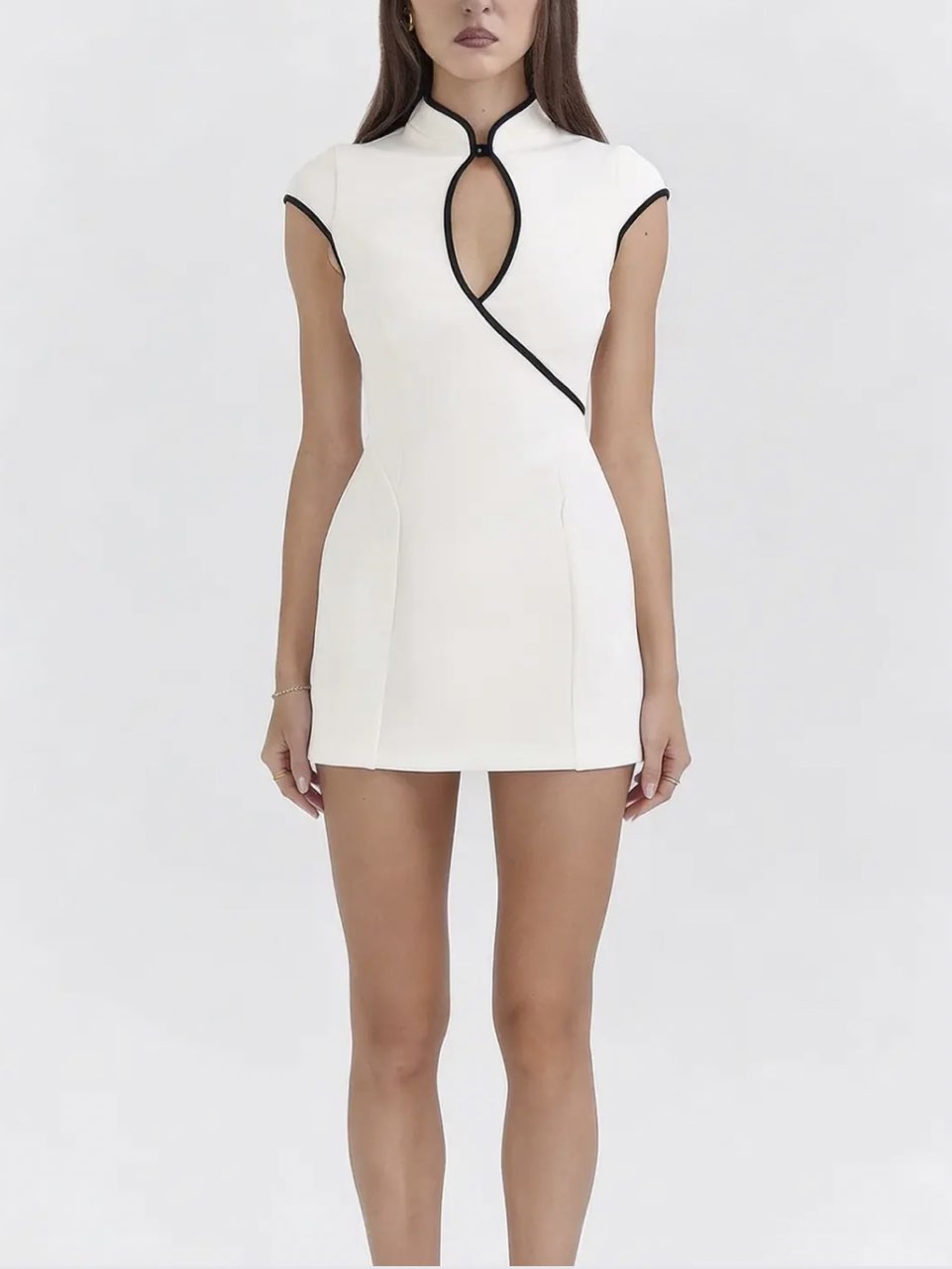 CONTRAST PIPING MINI DRESS