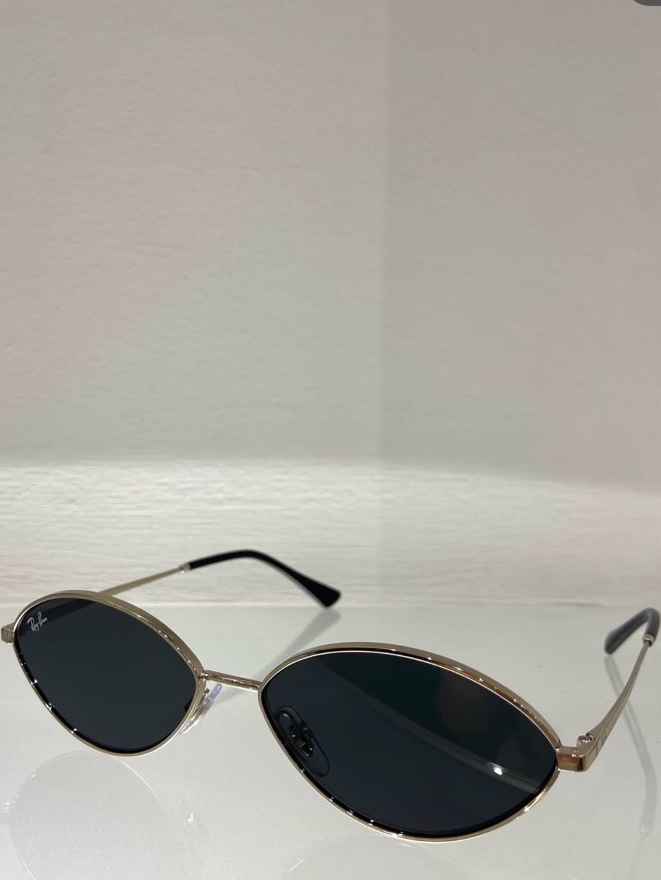 Ray-Ban Oval Metal Sunglasses