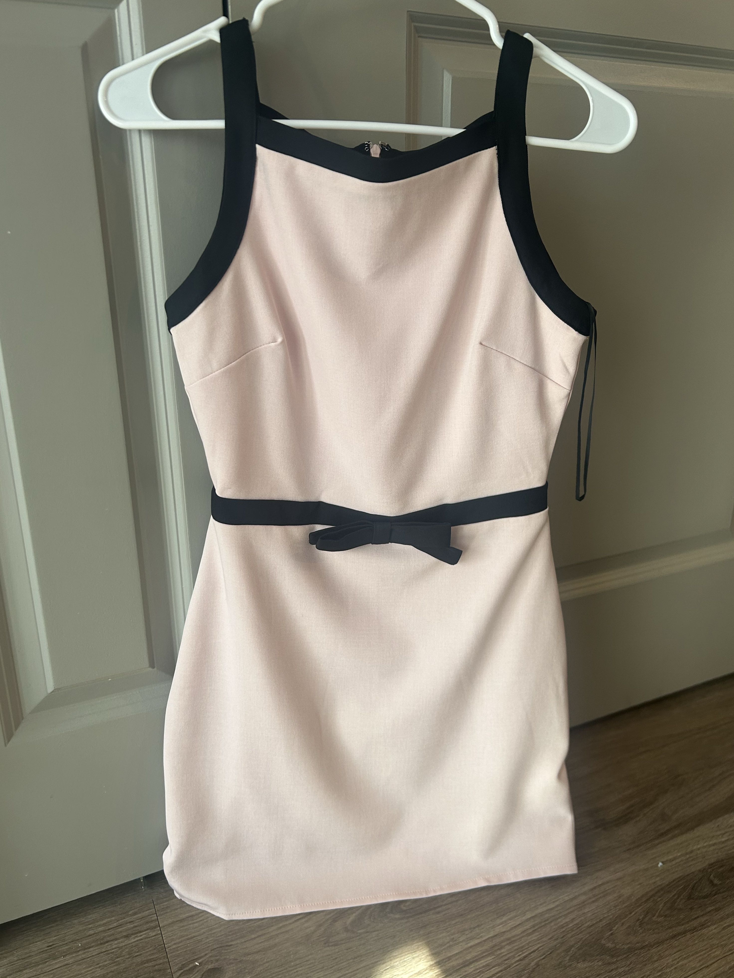 Mini pink bow dress