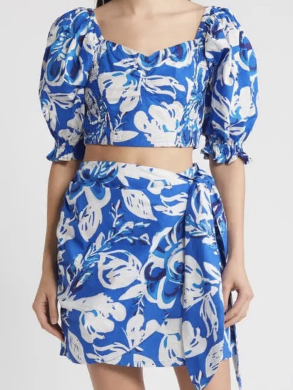 Blue Floral Puff Sleeve Crop Top