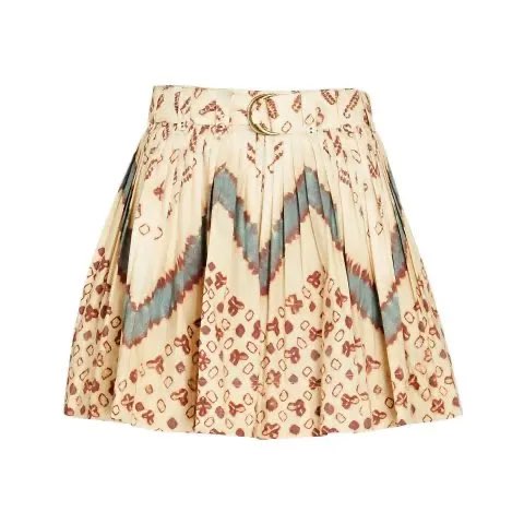 Cute belted shorts