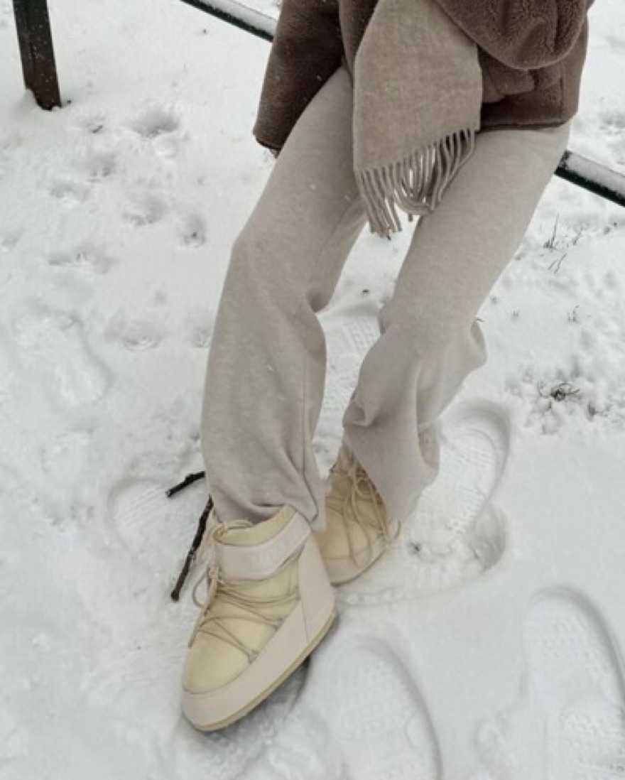 Moon Boots - Icon Low In Cream