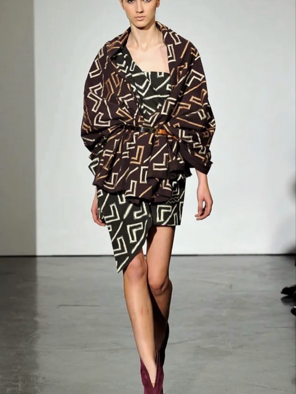 Asymmetric One-Shoulder Printed Dress