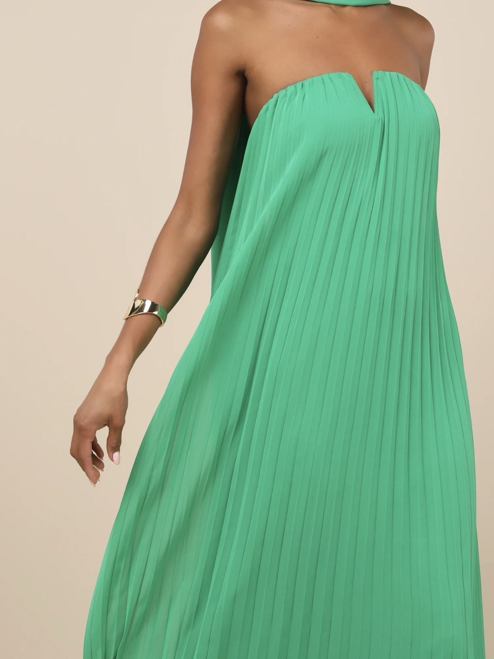 Lael Green Pleated Strapless Dress and Scarf Set