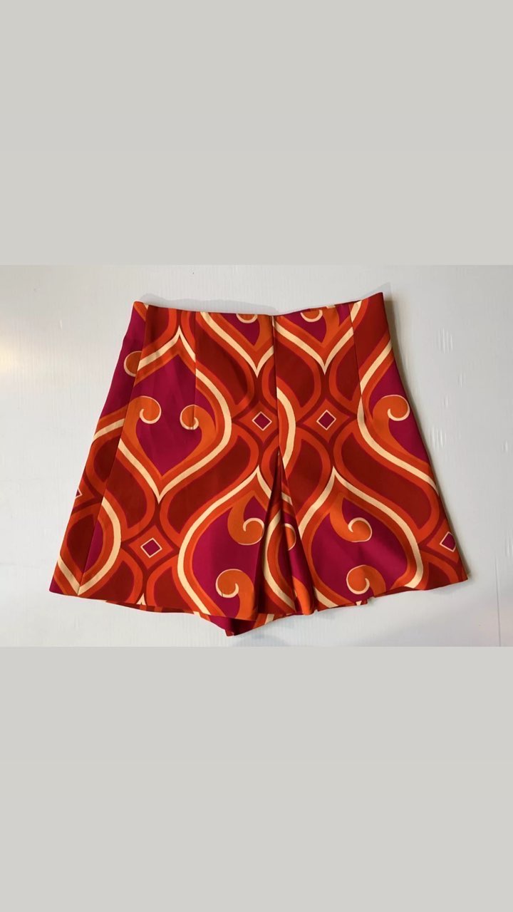 High-Waisted Retro Geometric Shorts